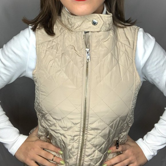 Zara Champagne Puffer Vest - Picture 6 of 6